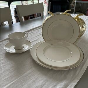 Elegant Mikasa Cameo Platinum Dinnerware Set